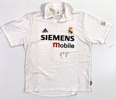 Lot 120 - FOOTBALL MEMORABILIA - A SIGNED REAL MADRID SHIRT BY LUIS FIGO.