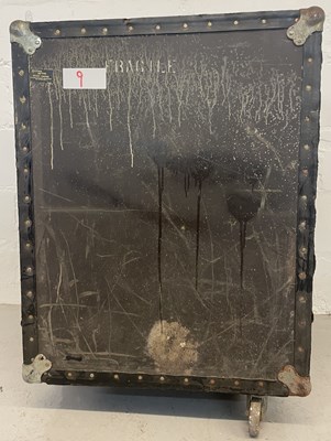 Lot 23 - STRAWBERRY STUDIOS - STRAWBERRY RENTALS COLLECTION - 10CC USED SUPPLY BOX.