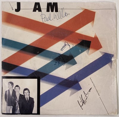 Lot 380 - THE JAM - A SIGNED 7" SINGLE.