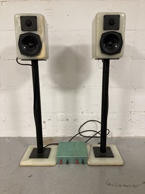 Lot 94 - VERITY SE-1 ONYX SPEAKERS ON STANDS.