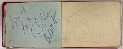 Lot 134 - AUTOGRAPH BOOK WITH SIGNATURES FROM THE BEATLES / ROY ORBISON / CILLA BLACK AND MORE.