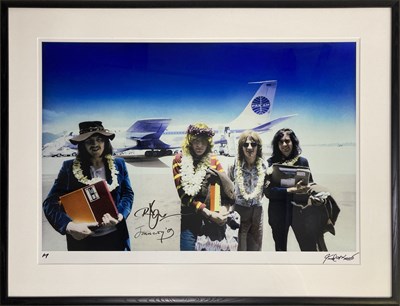 Lot 400 - LED ZEPPELIN - A PHOTOGRAPH SIGNED BY ROBERT PLAN/ROBERT KNIGHT.