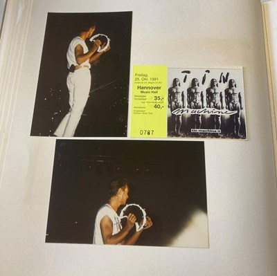 Lot 250 - TIN MACHINE - IT'S MY LIFE TOUR 1991 SCRAPBOOK INC FAN TAKEN PHOTOS