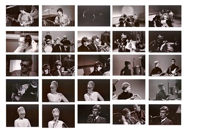 Lot 159 - THE BEATLES - PHOTOGRAPHS AND 296 NEGATIVES WITH COPYRIGHT - UNSEEN SHOTS C 1964/1965.