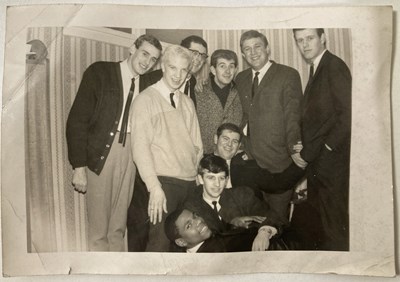 Lot 159 - THE BEATLES - PHOTOGRAPHS AND 296 NEGATIVES WITH COPYRIGHT - UNSEEN SHOTS C 1964/1965.