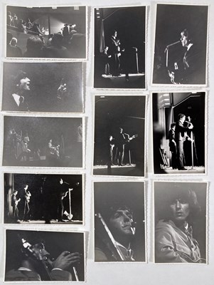 Lot 159 - THE BEATLES - PHOTOGRAPHS AND 296 NEGATIVES WITH COPYRIGHT - UNSEEN SHOTS C 1964/1965.