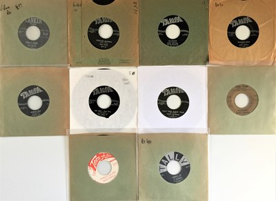 Lot 39 - ROCKABILLY / ROCK N ROLL - 'T' LABELS - 7" PACK