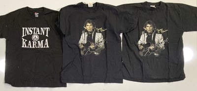 Lot 83 - THE BEATLES-  POSTERS / T-SHIRTS.