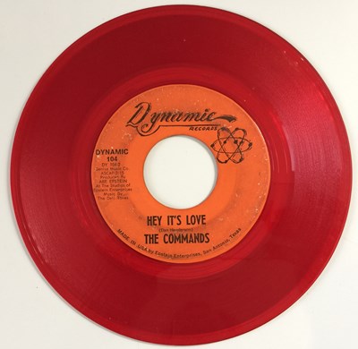 Lot 281 - THE COMMANDS - HEY IT'S LOVE 7" (US SOUL - RED VINYL - DYNAMIC RECORDS 104)