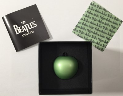 Lot 14 - THE BEATLES - STEREO USB BOX SET (2009 APPLE RECORDS - 5099969944963)