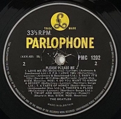 Lot 23 - THE BEATLES - PLEASE PLEASE ME LP (UK MONO THIRD '33 1/3' PRESSING - PMC 1202).