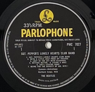 Lot 26 - THE BEATLES - SGT. PEPPER'S LONELY HEARTS CLUB BAND LP (ORIGINAL UK 'FOURTH PROOF' COPY - PMC 7027)