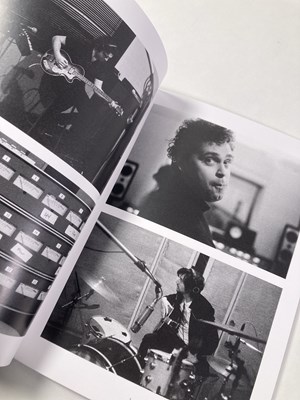 Lot 113 - ARCTIC MONKEYS  - MANCHESTER ARENA SETLISTS 2018.