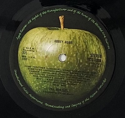 Lot 38 - THE BEATLES - ABBEY ROAD LP (ORIGINAL UK 'MISALIGNED' COPY - PCS 7088).