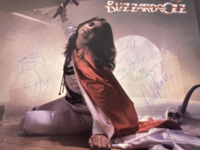 Lot 286 - OZZY OSBOURNE - FULLY SIGNED BLIZZARD OF OZ LP.