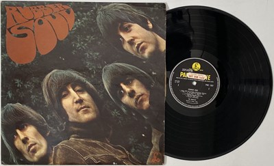 Lot 75 - THE BEATLES - RUBBER SOUL & ABBEY ROAD LPs (ORIGINAL/EARLY UK COPIES)