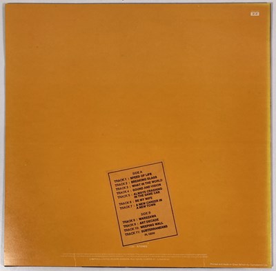 Lot 516 - DAVID BOWIE - FULLY SIGNED COPY OF 'LOW'