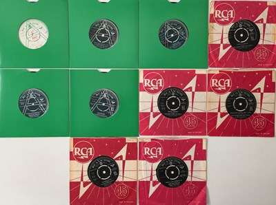 Lot 1048 - THE MAMA'S AND THE PAPA'S - UK DEMOS/ STOCK RCA 7" PACK