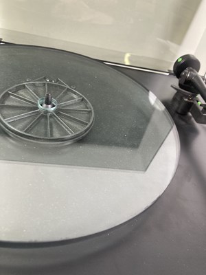 Lot 16 - REGA PLANAR 2 TURNTABLE.