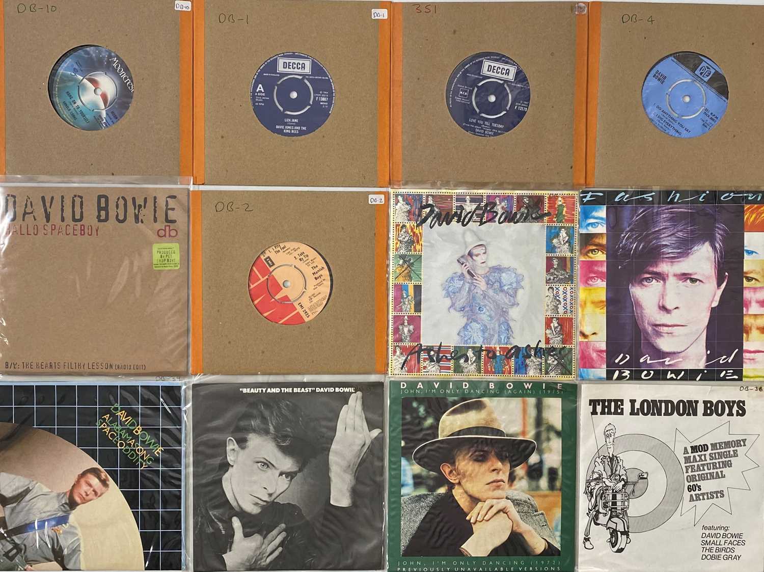 Lot 1161 - DAVID BOWIE AND RELATED - 7" COLLECTION