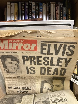 Lot 84 - ELVIS PRESLEY - BOOKS/DVDS/HEADLINES AND MAGAZINES.
