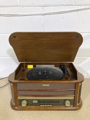 Lot 60 - BANG AND OLUFSEN HI-FI SETUP INC BEOLAB SPEAKERS.