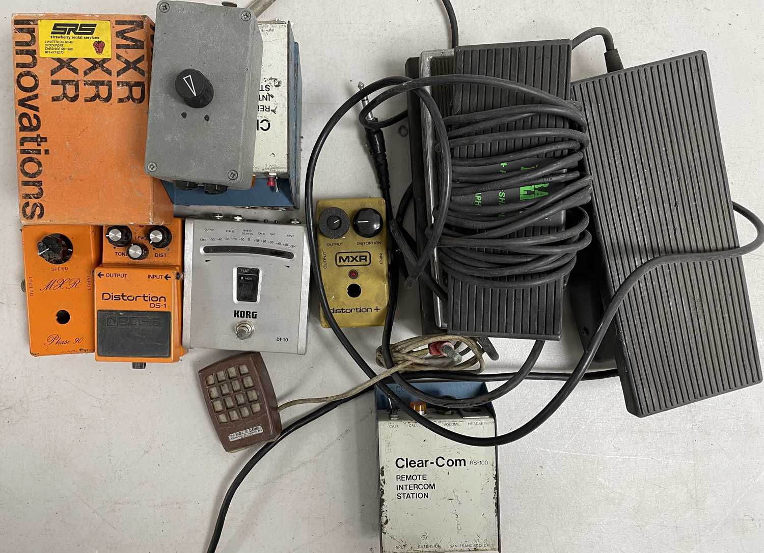 Lot 50 - STRAWBERRY STUDIOS - STRAWBERRY RENTALS COLLECTION - PEDALS INC TRACE ELLIOT / BOSS DISTORTION.