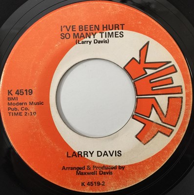 Lot 59 - LARRY DAVIS - FOR 5 LONG YEARS/ I'VE BEEN HURT SO MANY TIMES 7" (US SOUL - KENT K4519)