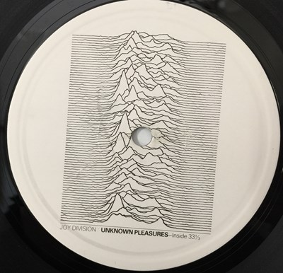 Lot 289 - JOY DIVISION - UNKNOWN PLEASURES LP (ORIGINAL UK 'TRANSLUCENT RED' COPY - FACT 10)