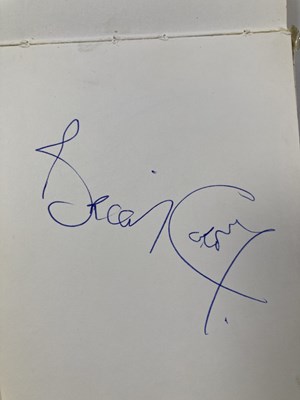 Lot 46 - MANCHESTER UNITED - SIGNED MEMORABILIA.
