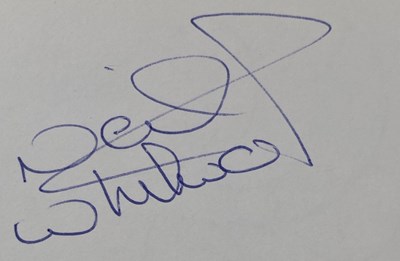 Lot 46 - MANCHESTER UNITED - SIGNED MEMORABILIA.
