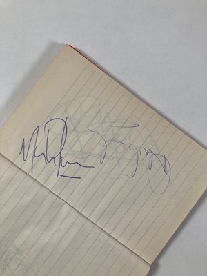 Lot 46 - MANCHESTER UNITED - SIGNED MEMORABILIA.