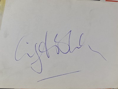 Lot 46 - MANCHESTER UNITED - SIGNED MEMORABILIA.