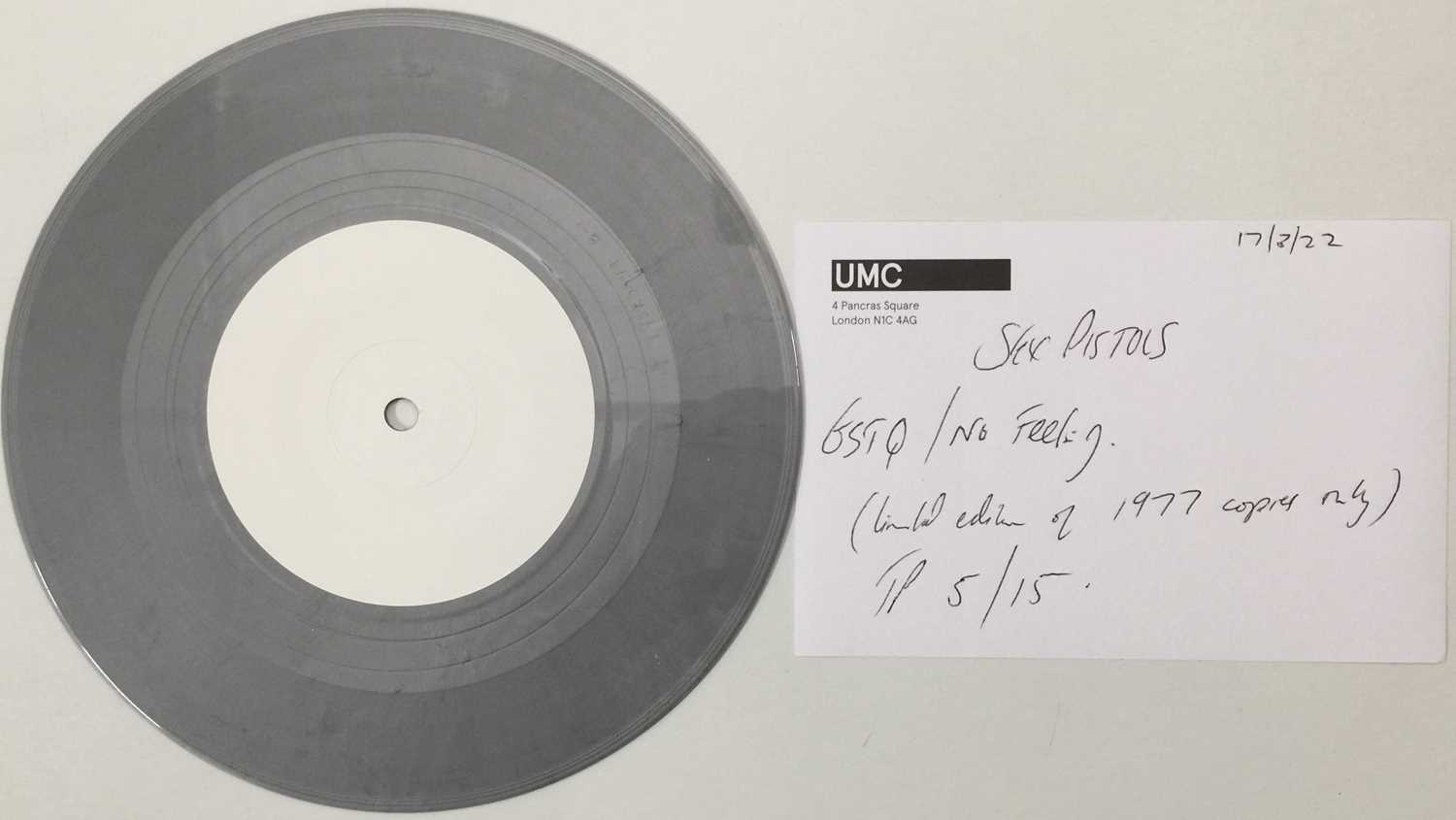 Lot 2 - SEX PISTOLS - GOD SAVE THE QUEEN/NO FEELING 7" (2022 - UMC 4570049).