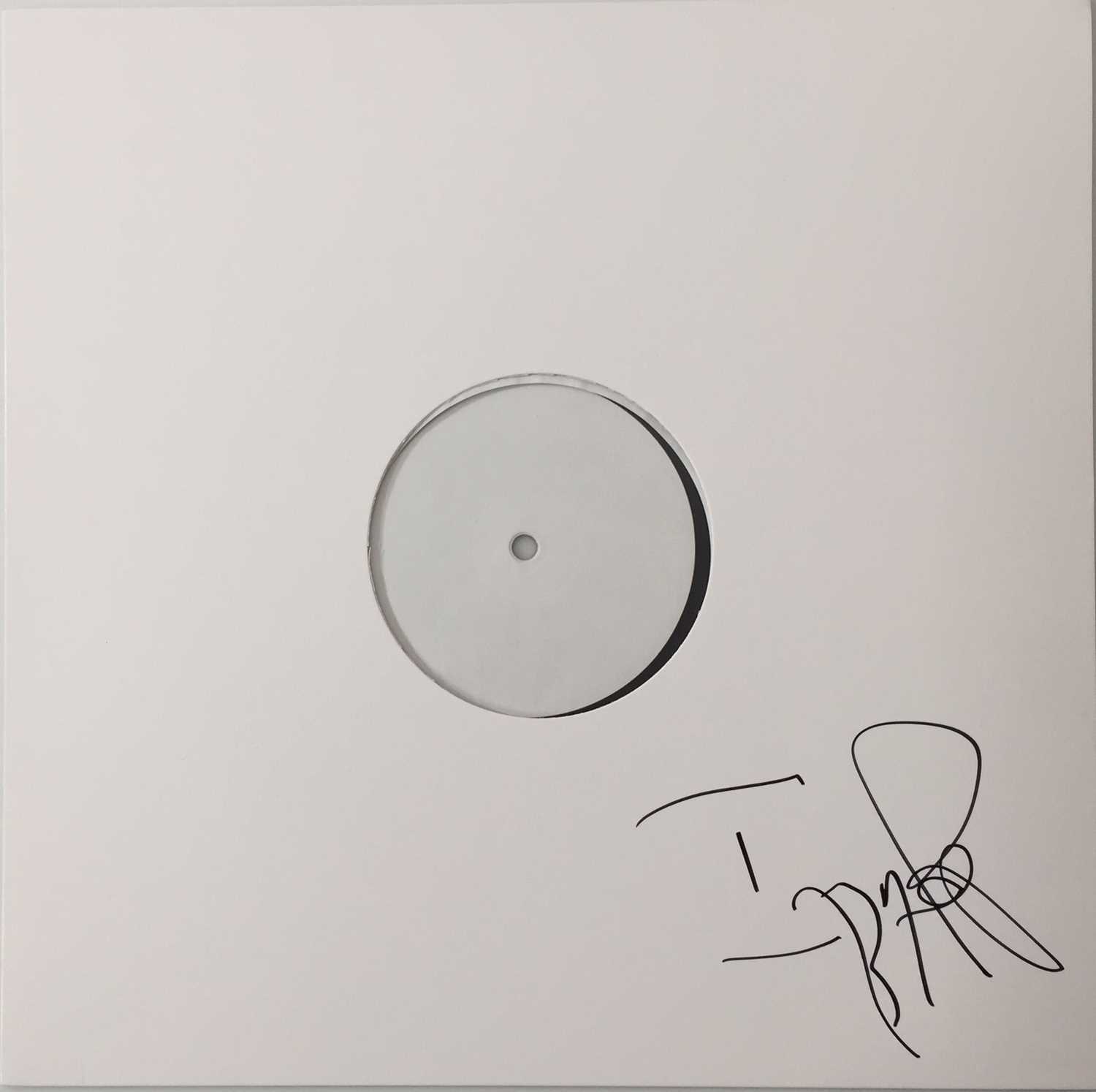 Lot 5 - IGGY POP - FREE LP (SIGNED - 2019 - LOMA VISTA / CAROLINE INTERNATIONAL 7794353)