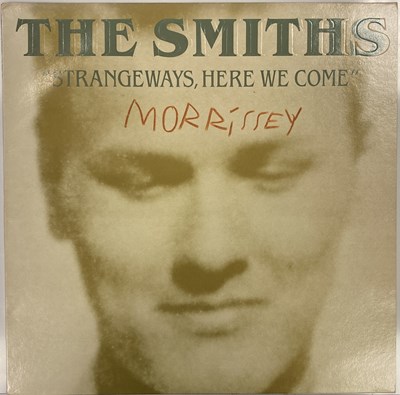 Lot 321 - MORRISSEY SIGNED LP.