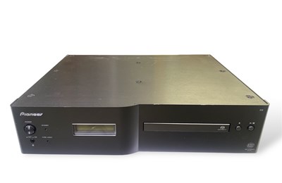 Lot 18 - PIONEER PD-D9-J SUPER AUDIO CD PLAYER.