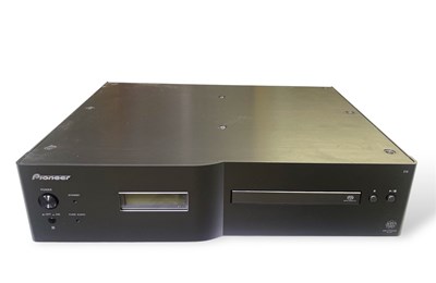 Lot 19 - PIONEER PD-D9-J SUPER AUDIO CD PLAYER.