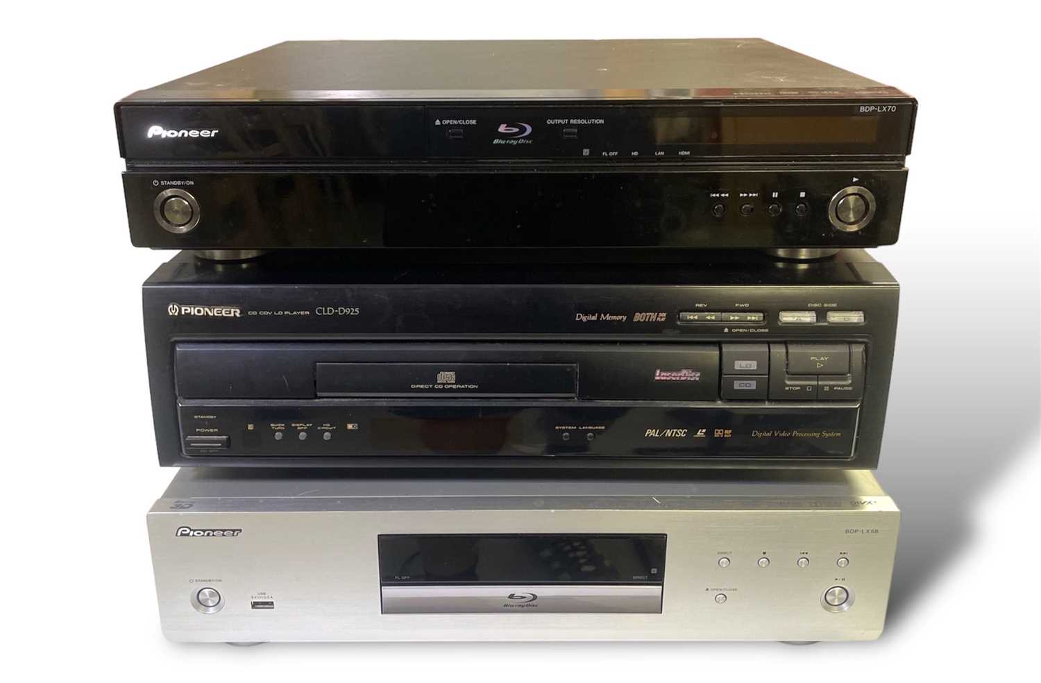 Lot 21 - PIONEER HI-FI / DVD PLAYERS.