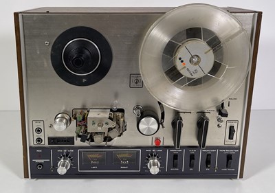 Lot 35 - AKAI 4000DS REEL TO REEL TAPE RECORDER.