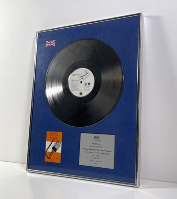 Lot 359 - BILLY BRAGG - OFFICIAL BRITISH BPI AWARD FOR LIFE'S A RIOT.