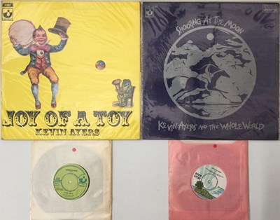 Lot 135 - KEVIN AYERS - LP / 7" PACK