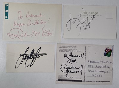 Lot 276 - COUNTRY MUSIC STARS INC TAMMY WYNETTE - SIGNED PAGES.