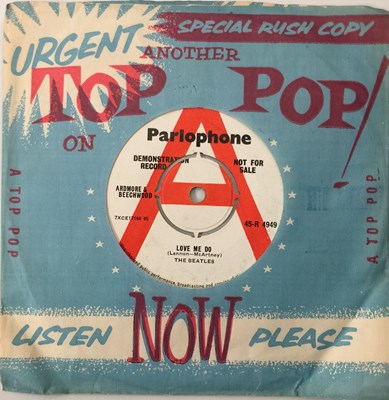 Lot 256 - THE BEATLES - LOVE ME DO 7" - ORIGINAL UK DEMO 'MCARTNEY' (45-R 4949)