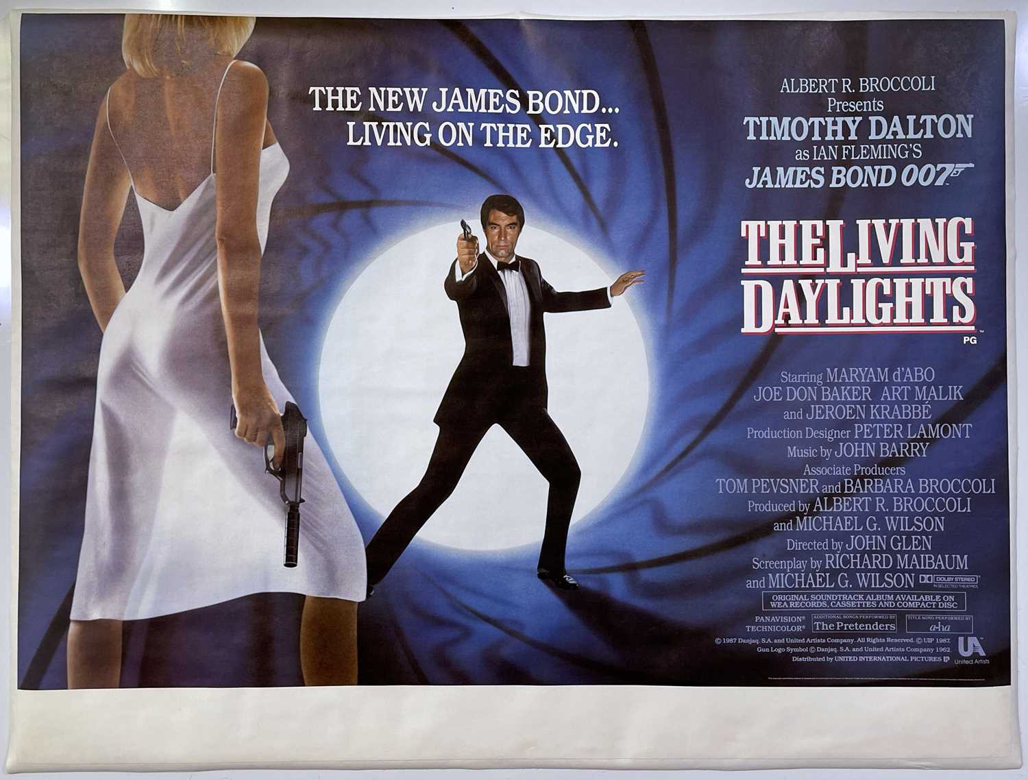 Lot 297 - JAMES BOND - THE LIVING DAYLIGHTS (1987) ORIGINAL UK QUAD POSTER.