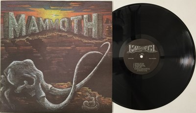 Lot 187 - MAMMOTH - S/T LP (SOUTHERN ROCK - US OG - RNA-M-52281)