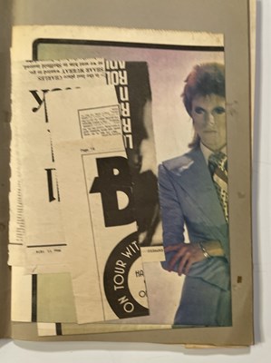 Lot 422 - DAVID BOWIE SCRAPBOOKS INC FAN TAKEN / UNSEEN PHOTOS.