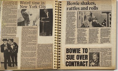 Lot 422 - DAVID BOWIE SCRAPBOOKS INC FAN TAKEN / UNSEEN PHOTOS.