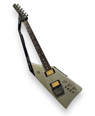 Lot 33 - 1984 ROLAND G-707 GUITAR SYNTHESIZER CONTROLLER & GR-700 GUITAR SYNTHESIZER PEDLBOARD.