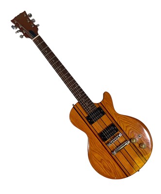Lot 34 - HONDO II H-732 ML ELECTRIC GUITAR.